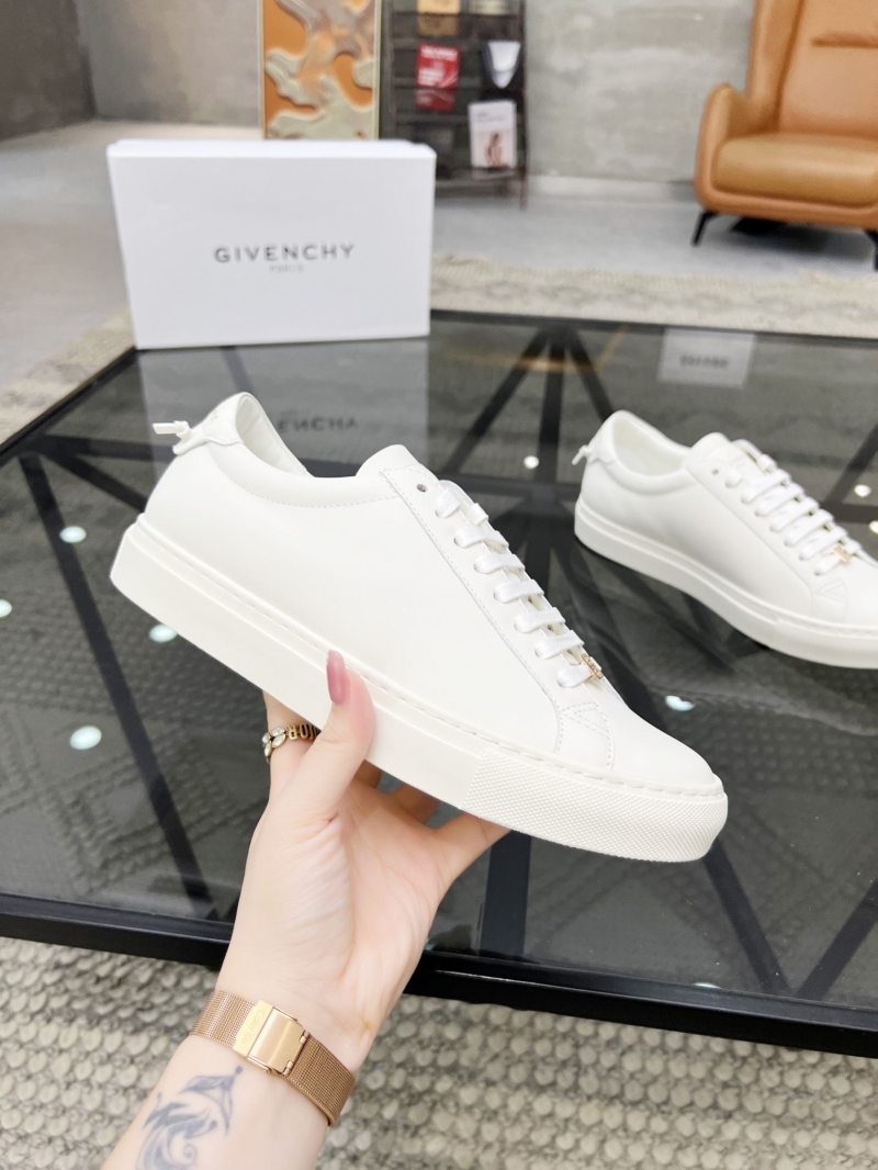 Givenchy Sneakers